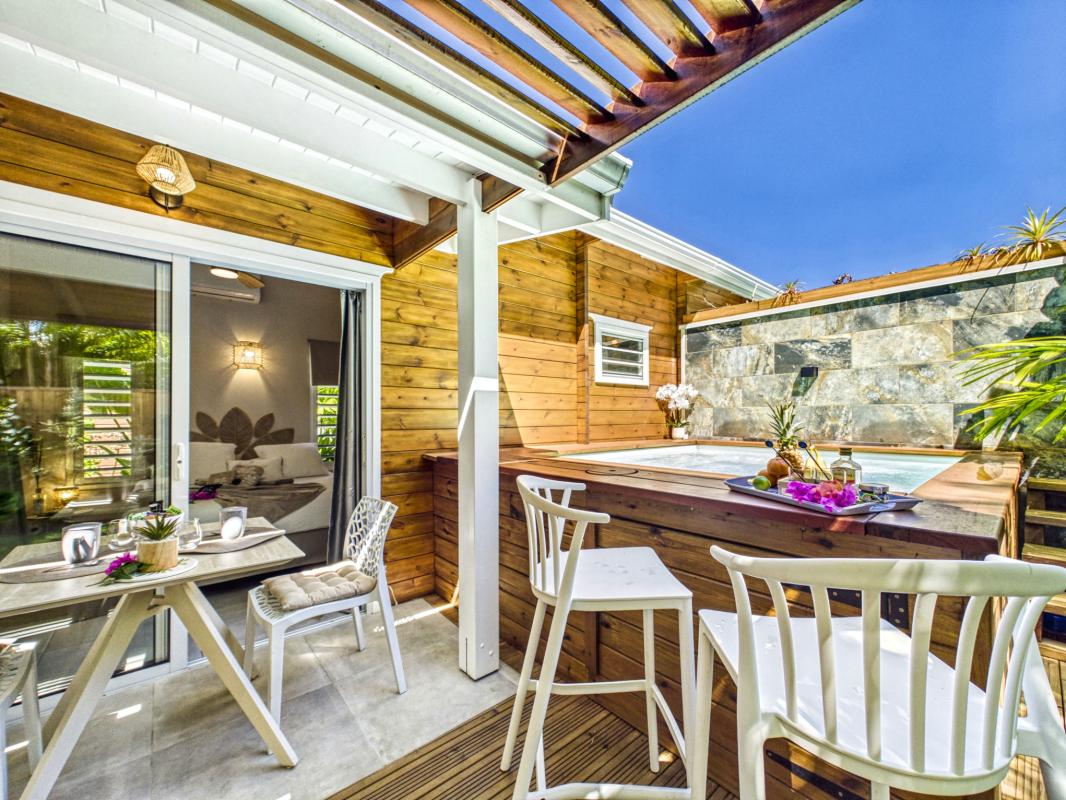 2.Guadeloupe Sainte-Rose- location villa 2 personnes-piscine